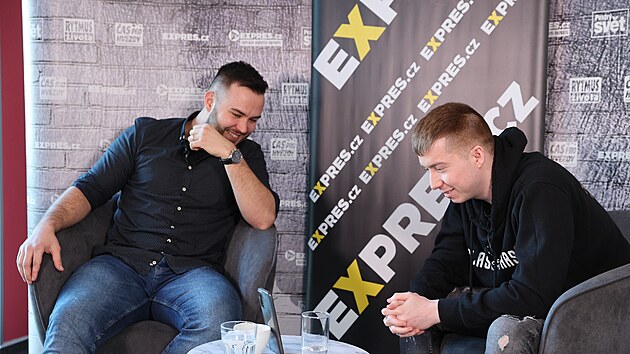 Jakub Jra s redaktorem Expresu