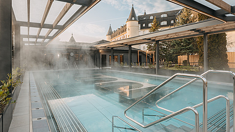 První termální bazén u Prahy je oteven za kadého poasí.