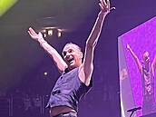 Dave Gahan a Depeche Mode si znovu podmanili esko..
