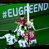 Hit na Letn obehnaly reklamy na Green Deal. UEFA toti spolupracuje s...