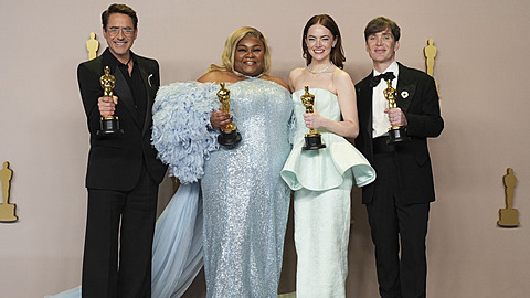 Robert Downey Jr., Da'Vine Joy Randolph, Emma Stone a Cillian Murphy se svými...