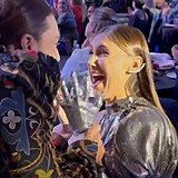 Tana Makarenko se raduje s vtzstv sv svenkyn na Miss World.