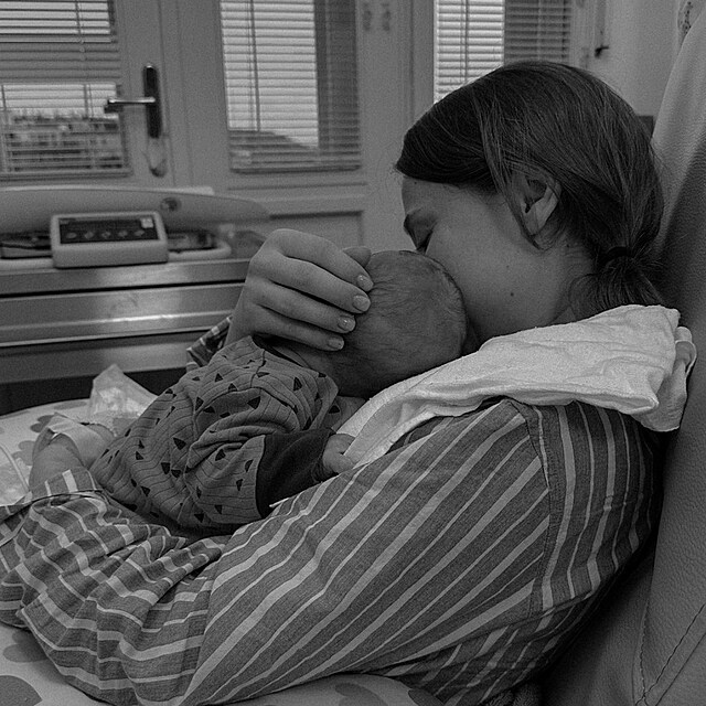 Nikola �echov� alias Shopaholic Nicol porodila syna Huga.