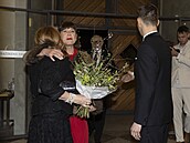 Dagmar Havlová se naden vítala s Bartokovými.