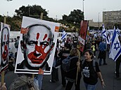 V Jeruzalém se dnes sely desetitisíce lidí na demonstraci proti vlád...