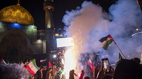 Írán slaví útok na Izrael, mluví se o zaátku dalí války