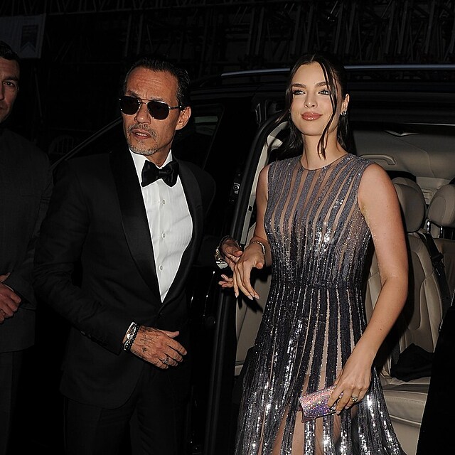 Nadia Ferreira na narozeninov� oslav� Victorie Beckham