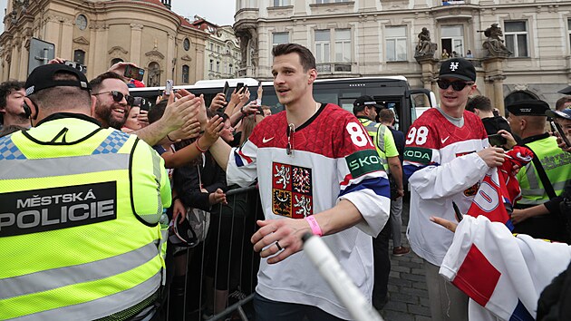 V�t�n� hokejist� na Starom�stsk�m n�m�st�