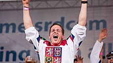 Jakuba Krej�íka hororové zran�ní nezastavilo. Ani ve finále, ani v mistrovských...