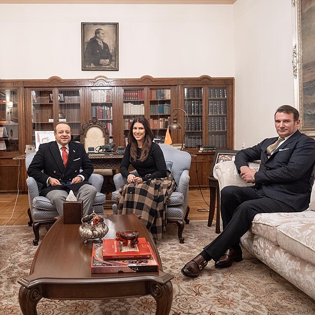 Victoria a David Blythovi na tureck� ambas�d�