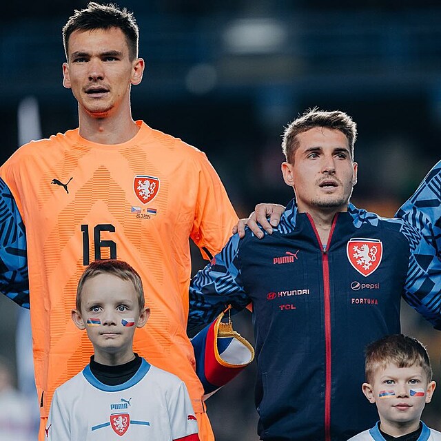 Michal Sadlek (uprosted) piel bizarnm zpsobem o Euro.