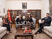 Victoria a David Blythovi na turecké ambasád