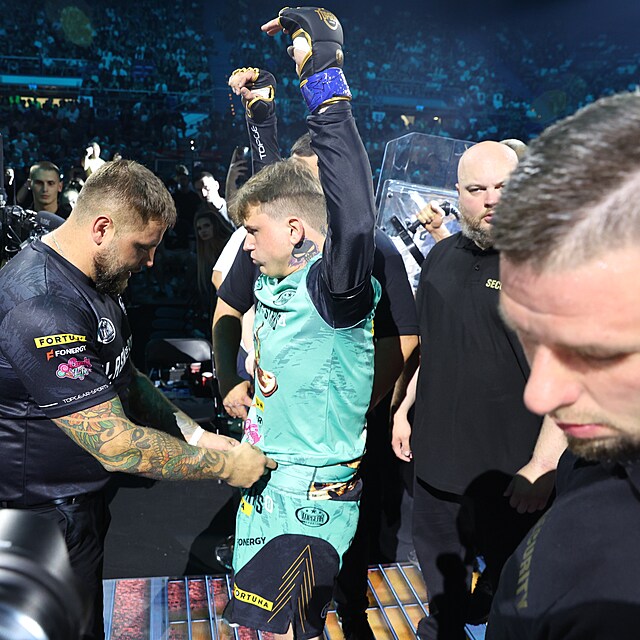 Clash of the Stars