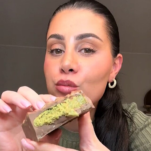 Lid na TikToku si oblbili pistciovou okoldu z Dubaje. Spousta tvrc j...