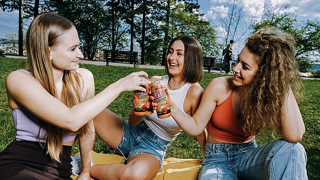 K ltu pat zbava, ale i obezetnost. Na festivalech bude dky Desperados a Konsentu bezpenji.