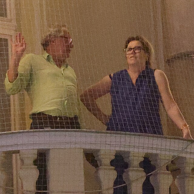 Geoffrey Rush s manelkou si uvali festivalovou atmosfru na balkn