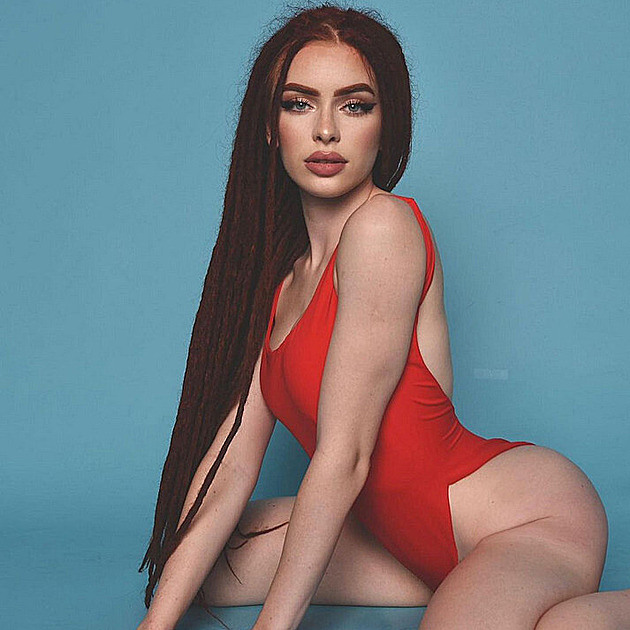 Slovenská influencerka a bývalá miss Ráchel Karní�ová ve�ejn� obvinila svého...