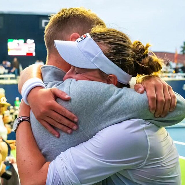 Barbora Krejkov a trenr Pavel Motl si velmi dobe rozum.