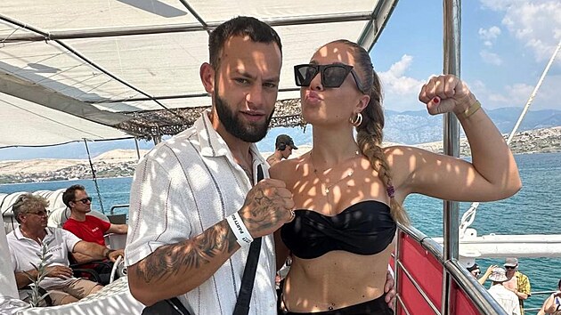 Hanka Gelnarov� na festivalu Zr�e