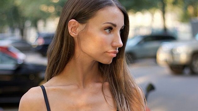 Zem�ela zn�m� youtuberka MotoTanya