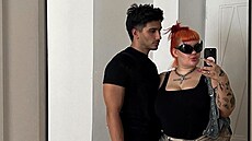 Sugar Denny ukázala veejn svého pítele. Bu má njakou úchylku, nebo má...