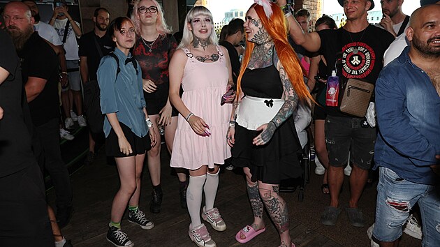 Tiskovka Clash of the Stars