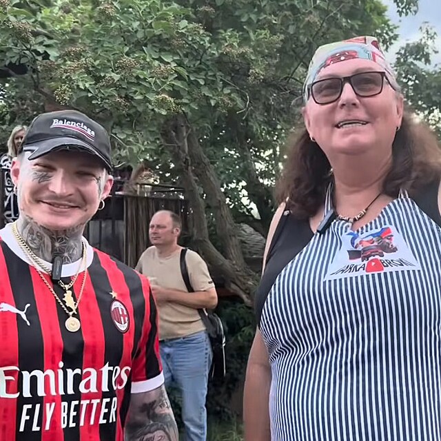 Kritizovan tiktoker pokrauje v tvorb na YouTube. Jarka Broki mu ve videu...