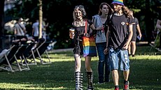 V Pride Village na Steleckém ostrov to ije. Debatuje se zde i o queer...