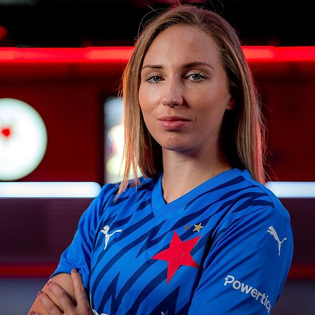 Barbora Votíková se vrátila do Slavie. Na její návrat na sítích reaguje i její ex partnerka Mlejnková
