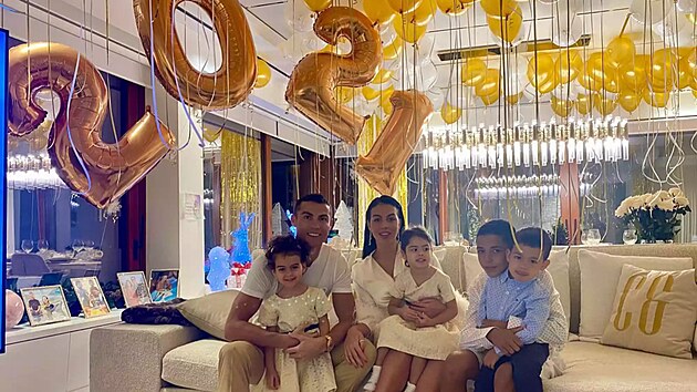 Cristiano Ronaldo s rodinou