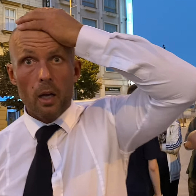 Bejr o napadení: Podle něj to domluvil Clash, do zápasu možná nenastoupí a podá trestní oznámení