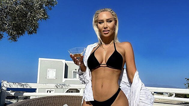 Erika Eliov