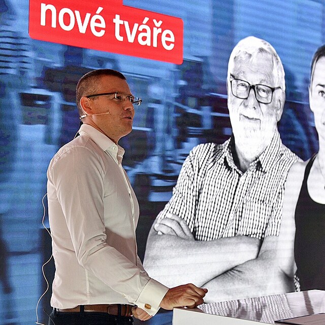 Jakub Unger ve studiu.