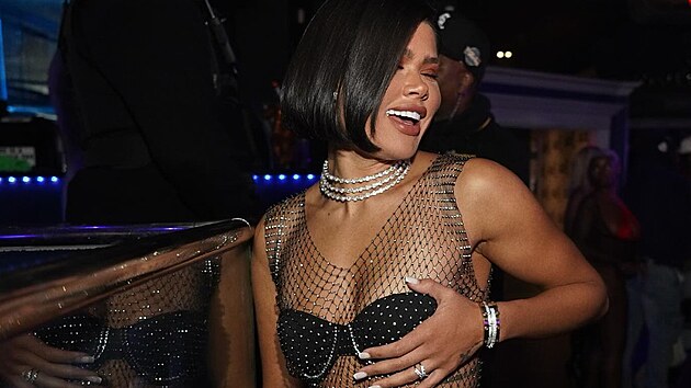 OnlyFans tv�rkyn� Adriana Vieira