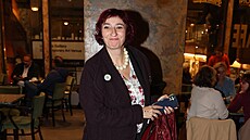 Simona Bab�áková
