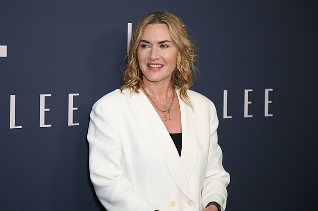 Kate Winsletová vstupuje do Pána prstenů. V Honu na Gluma má hlavní ženskou roli Kate Winsletová vstupuje do Pána prstenů. V Honu na Gluma má hlavní ženskou roli