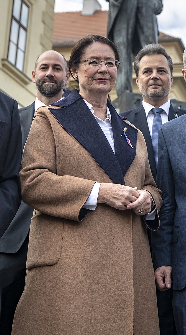 Sen�torka Miroslava N�mcv�.