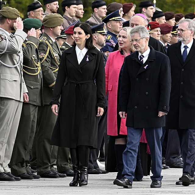 Sen�torka Miroslava N�mcv�.