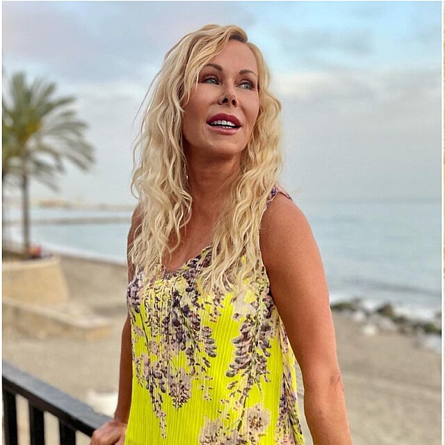 Filip Van�k promluvil o vztaz�ch Kamily Mortimer se svou rodinou. Jej� d�dictv�...