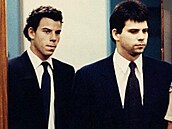 Jedná se o propu�t�ní bratr� Menendezových. Zavra�dili své rodi�e, ale jednalo...