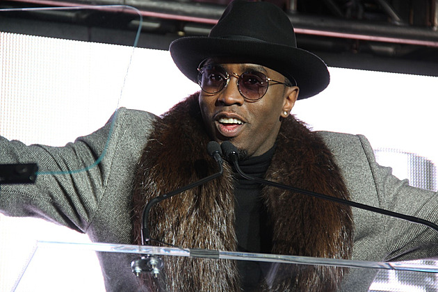 Další zvrat v případu Diddy. Žalobu teď podává on sám, míří proti manažerovi, který na něj měl mít kompro