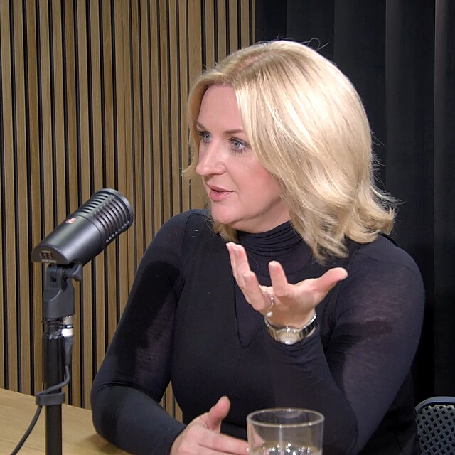 Terezie Tom�nkov�