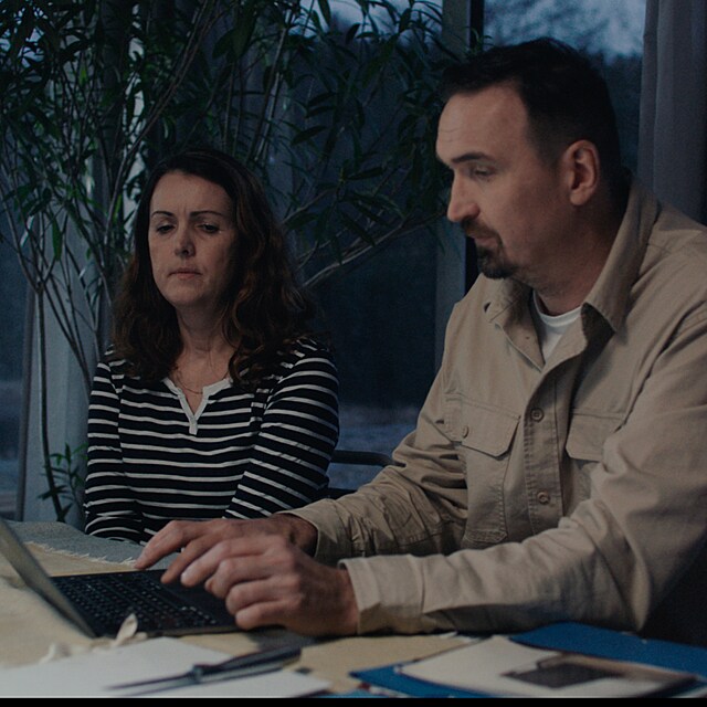 Matka Anety Anna Rodov� s novin��em Petrem Kone�n�m.