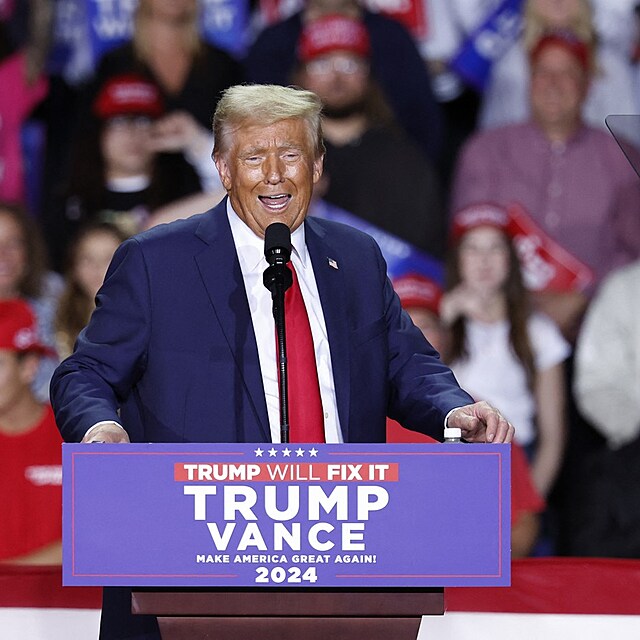 Trump�v notoricky �patn� make-up.