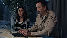 Matka Anety Anna Rodová s noviná�em Petrem Kone�ným.