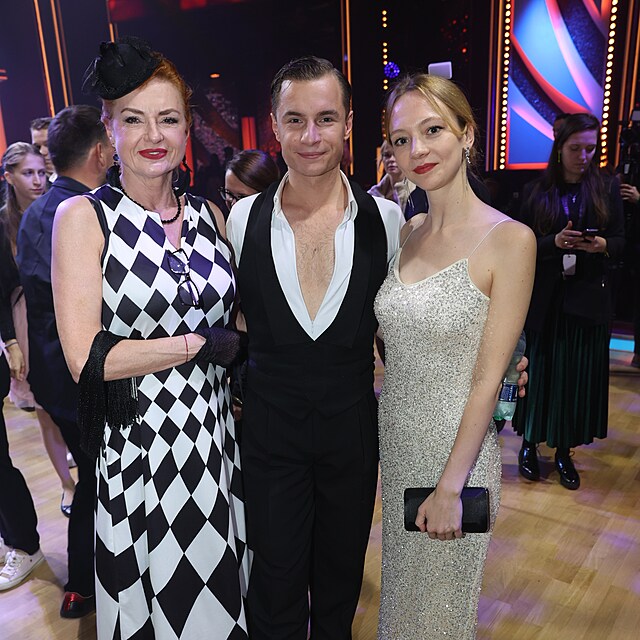 Oskar hes s maminkou Marcelou Karleszovou a partnerkou Dorotou Suchou