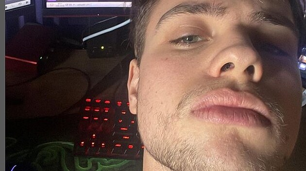 Opat na streamu.