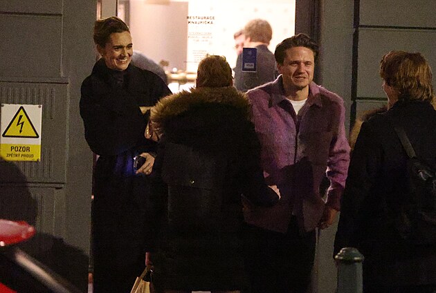 Hospodu opoutli a rno.