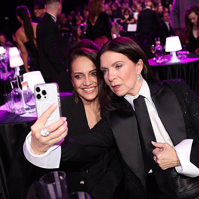 Lucie B�l�, Anna K.