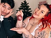 Sugar Denny s p�&#237;telem zdob&#237; v&#225;no�n&#237; stromek